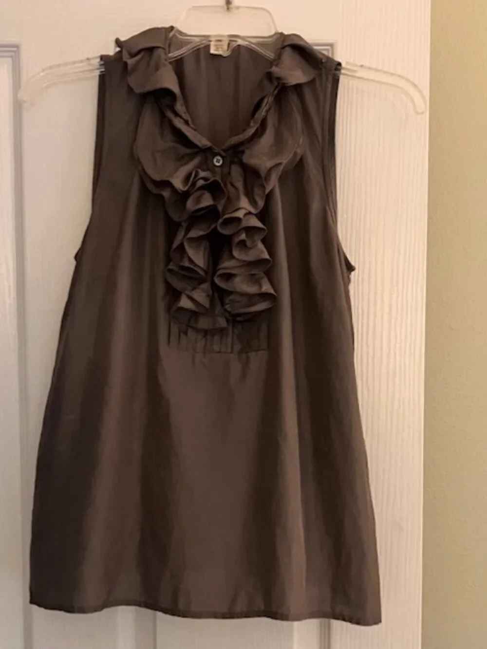 J.Crew women's sleeveless top size 6 ruffles silk